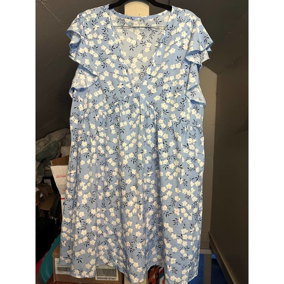 SHEIN Dresses & Skirts - Shein Lightweight Dress Size 1XL